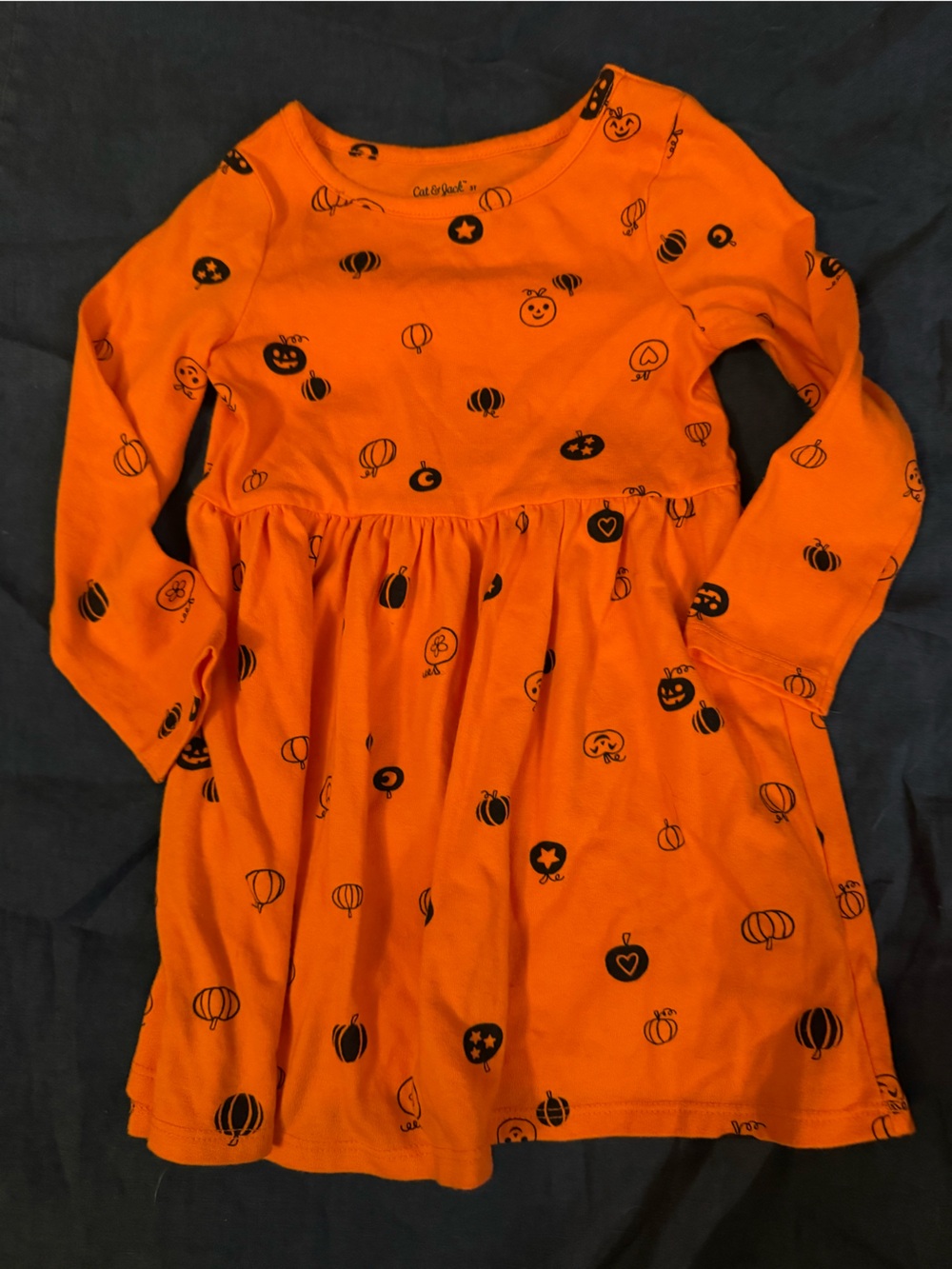 2 Pumpkin Print toddler dresses - 3T - Picture 4 of 6